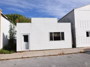 120 1st Ave SE, Badger, IA 50516