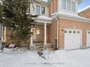 71 Garth Massey Dr #4, Cambridge, ON N1T 2G8