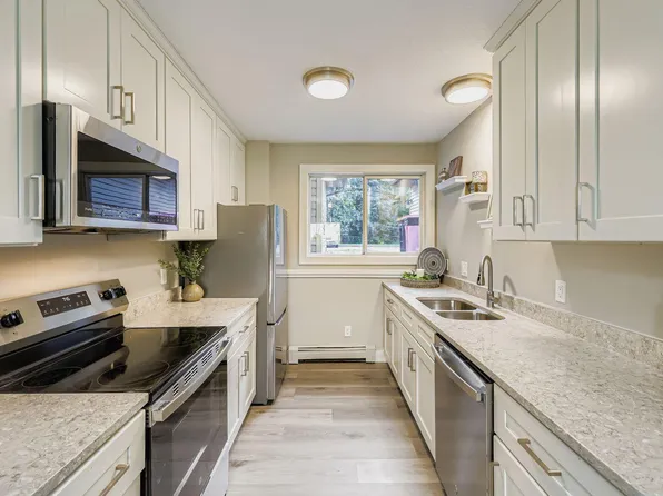 3388 Upper 149th St W, Rosemount, MN 55068