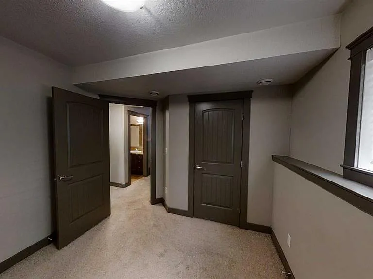 11246 A 75a Ave #A — Photo 7