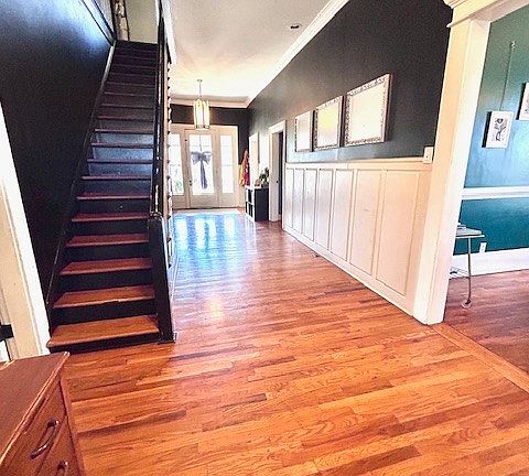 2nd image of 1112 Batts Blvd