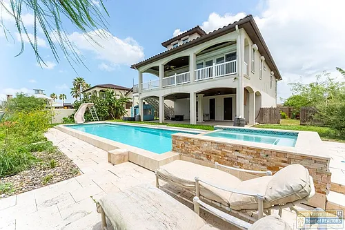 133 Oleander Dr Photo 1