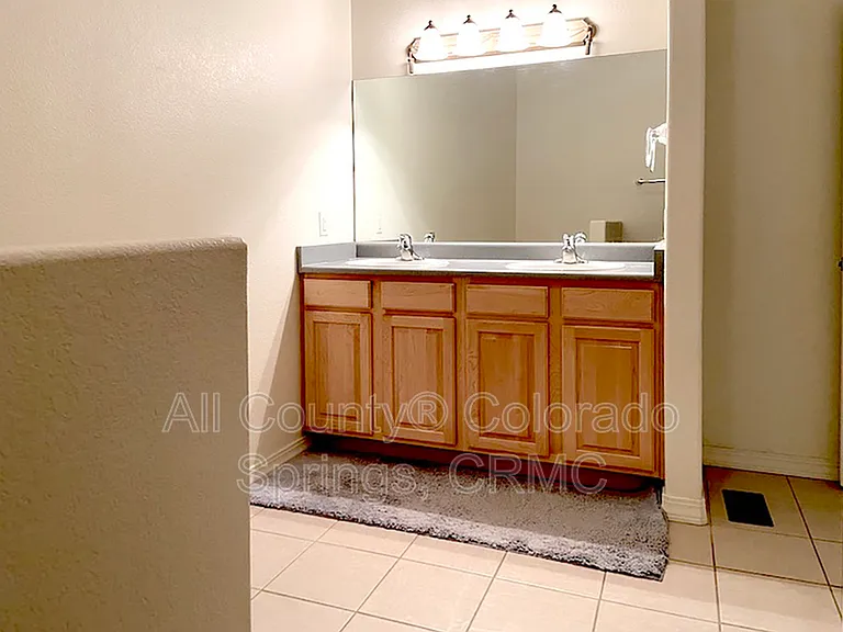 4305 Prestige Point — Photo 30