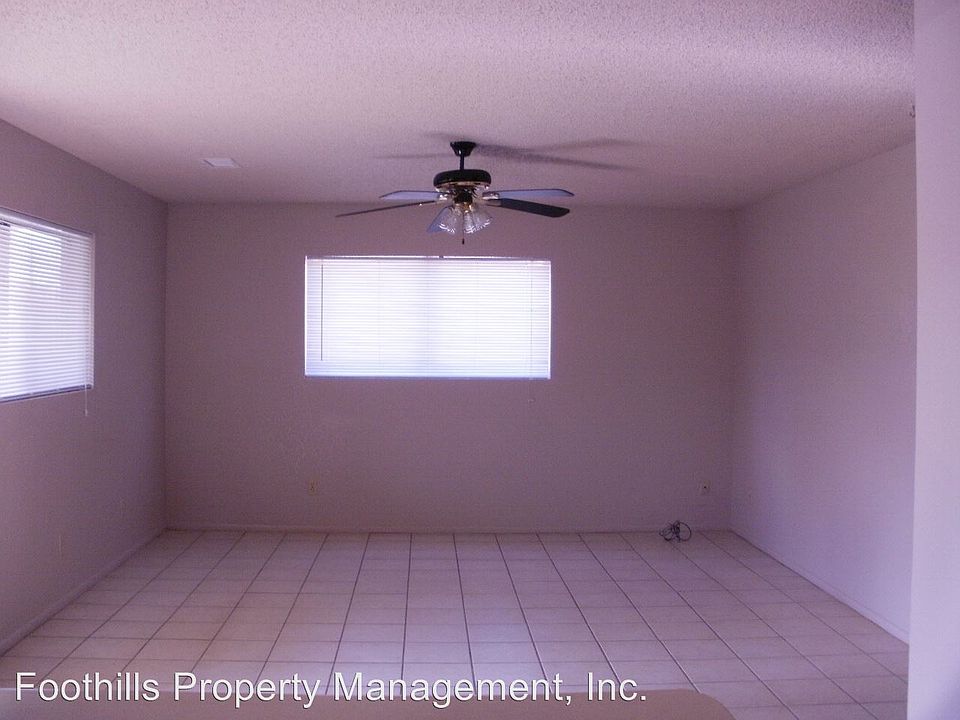 2nd image of 1629 E Birch St APT 1