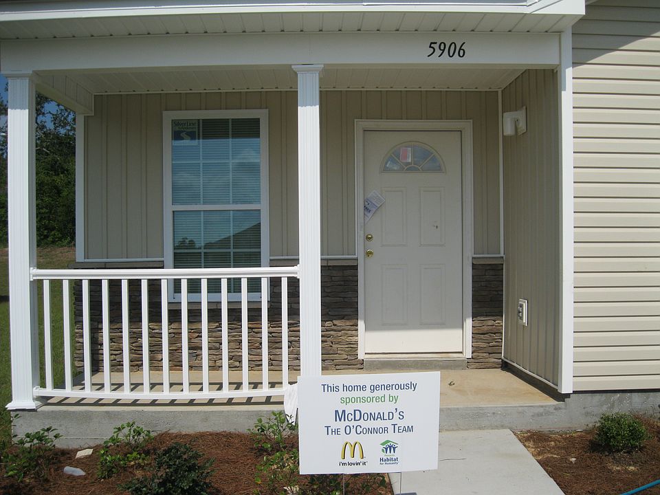 2nd image of 1046 W 35th St