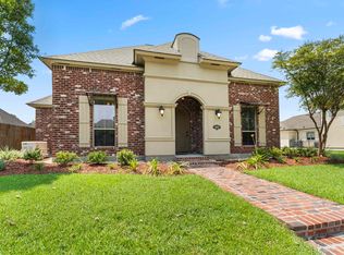 15242 Summer Park Ln, Baton Rouge, LA 70817