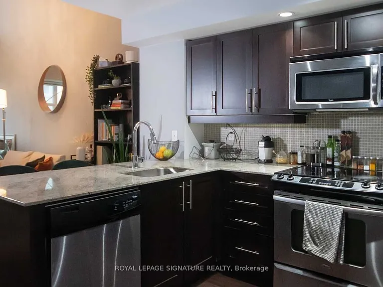 65 Liberty St #716 — Photo 7