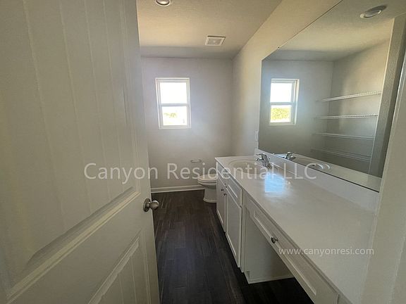 5th image of 2238 Balmore Ave
