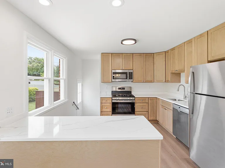 9005 Perring Park Rd — Photo 6