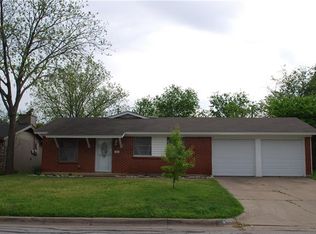 119 NW Wanda Way, Burleson, TX 76028