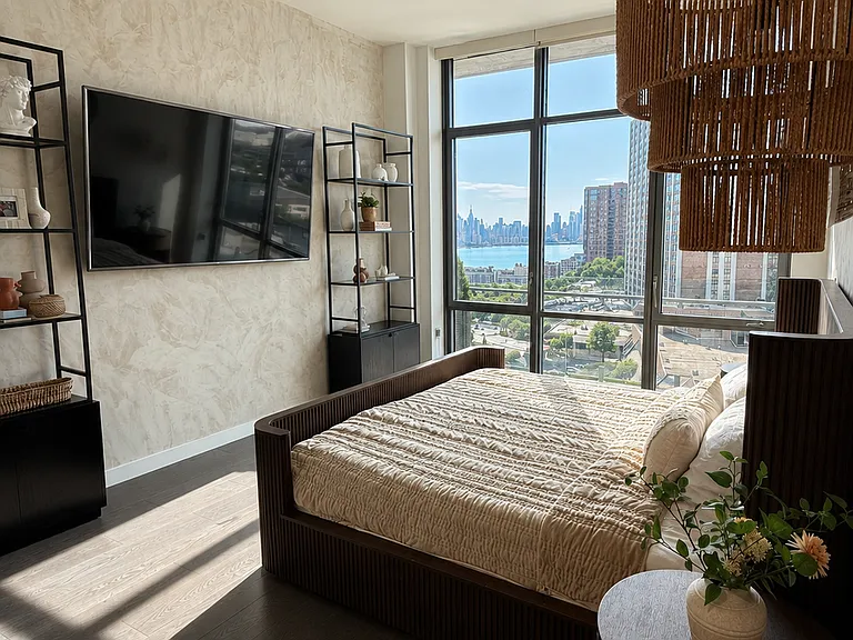 320 Adolphus Ave #507 — Photo 5