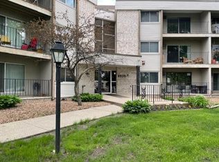8935 Old Cedar Ave S APT 314, Bloomington, MN 55425