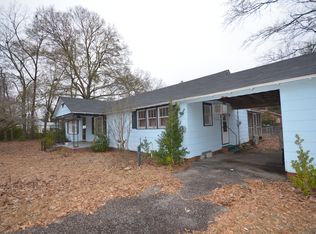 404 Blackmon St S, Bethune, SC 29009