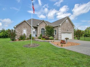 228 Honeysuckle Ln, Lebanon, TN 37087