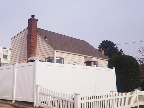4th image of 1515 Marshall St