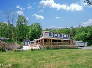 510 Plank Rd, Averill Park, NY 12018