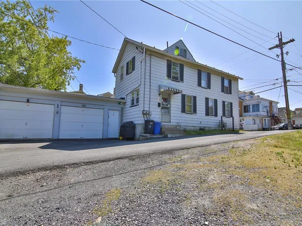 15-17 N 2nd St, Bangor, PA 18013