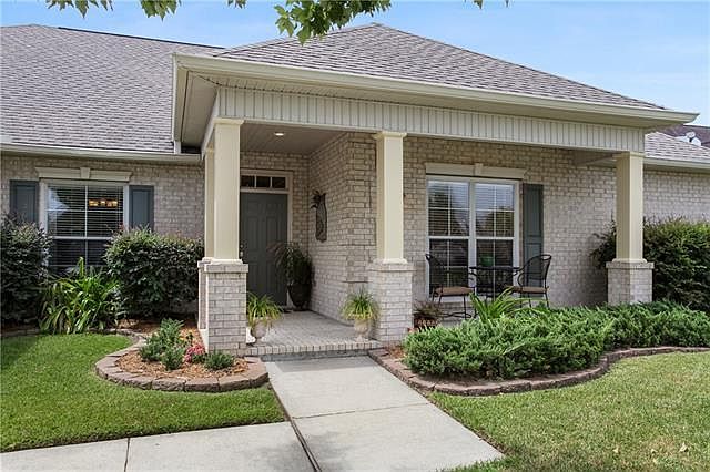 1st image of 2720 Acadiana Trce