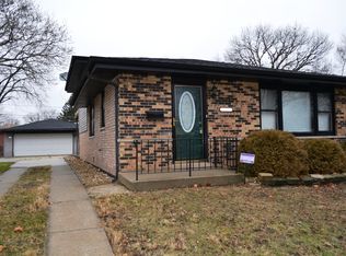 712 E 148th St, Dolton, IL