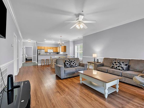 2nd image of 4872 Dahlia Ct. #101
