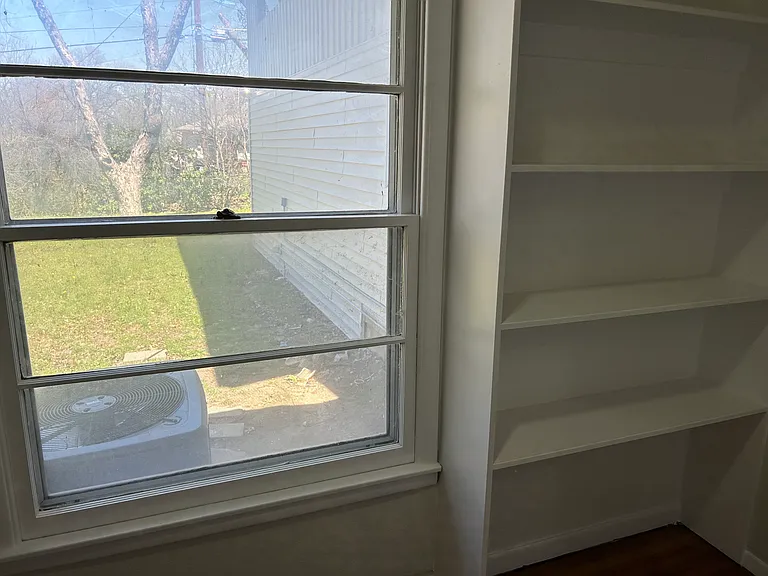 3404 Martin Lydon Ave — Photo 8
