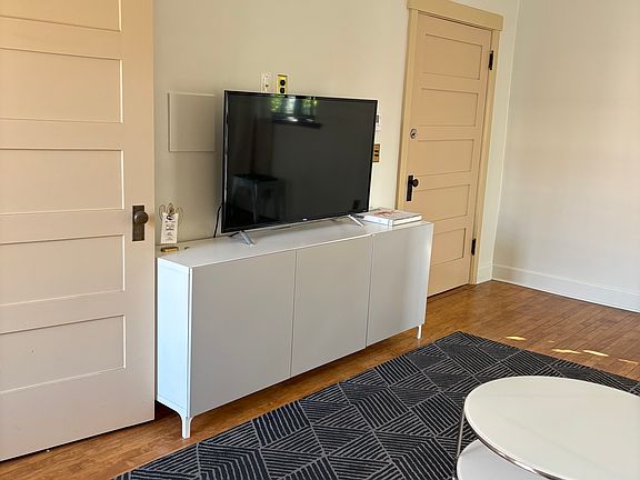 2nd image of 2067 S Hobart Blvd #6