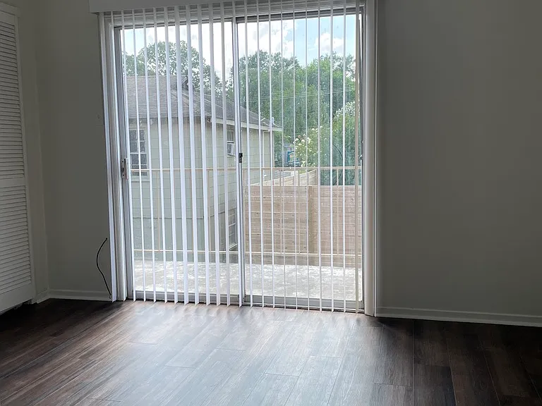872 Arlington Ave #12 — Photo 10