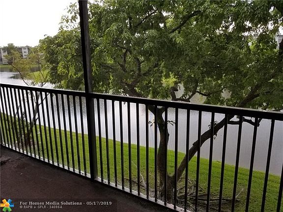 5th image of 2215 Cypress Island Dr APT 306