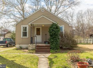 302 Johnson Farm Ln, Glen Burnie, MD