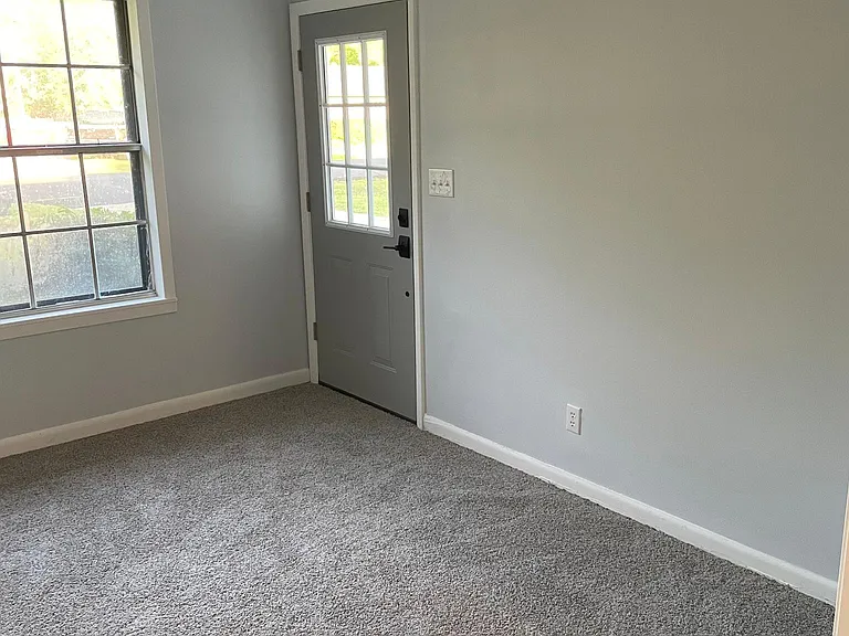 51 Landing Dr — Photo 11