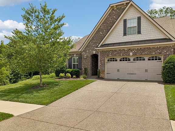 2nd image of 1010 Callaway Dr