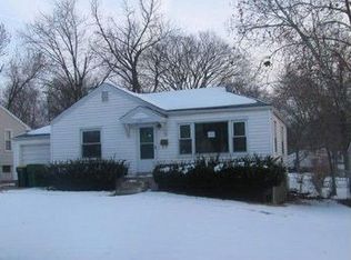 1111 Roxton Dr, Saint Louis, MO 63137