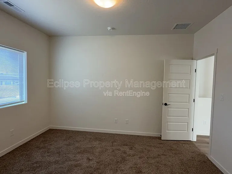 2638 B 1/2 Rd — Photo 25