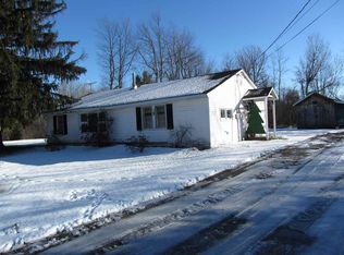 46 Highland Ave, Alexandria Bay, NY 13607