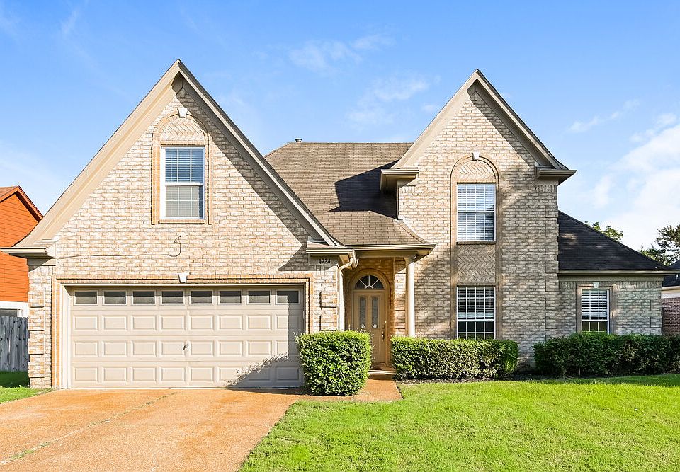 1st image of 4924 Wemberley Dr