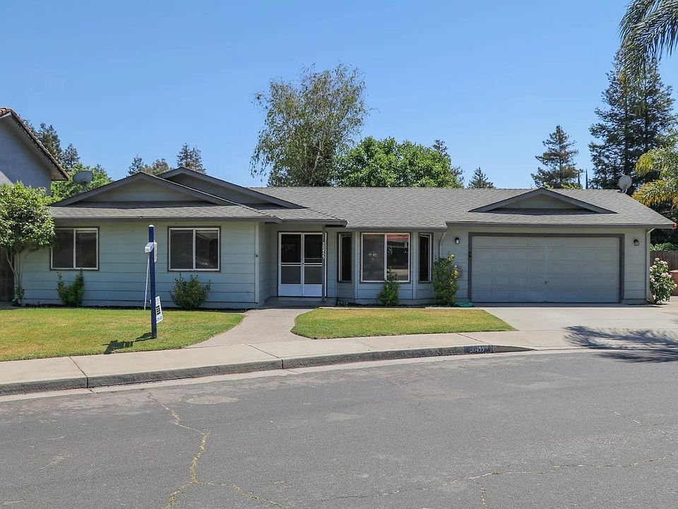 2nd image of 20455 3rd St