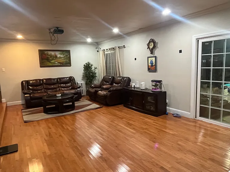 32530 Shiela Way — Photo 2