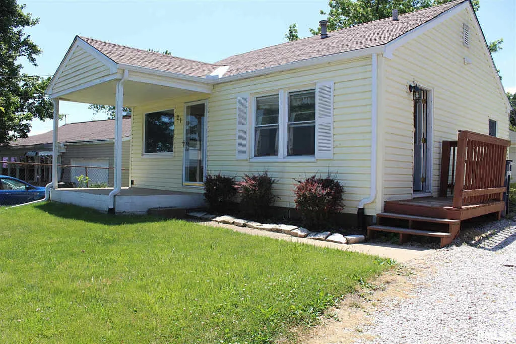 21 McClure Ct photo 1
