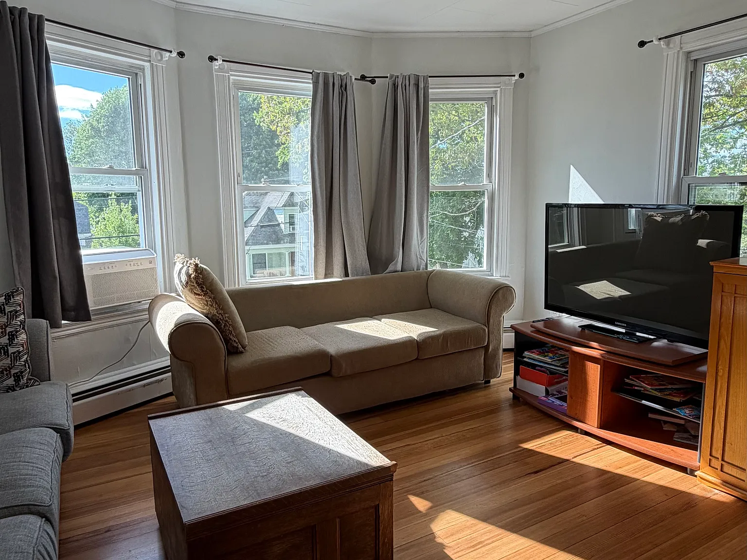2 bed, 900 sqft, $2,750 — Photo 4