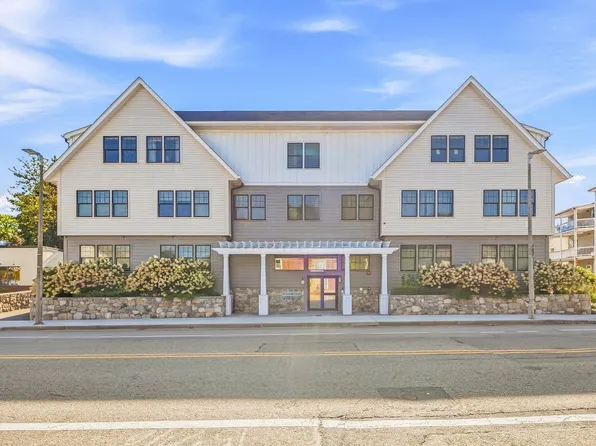 69 Cummins Hwy Unit 102, Boston, MA 02131