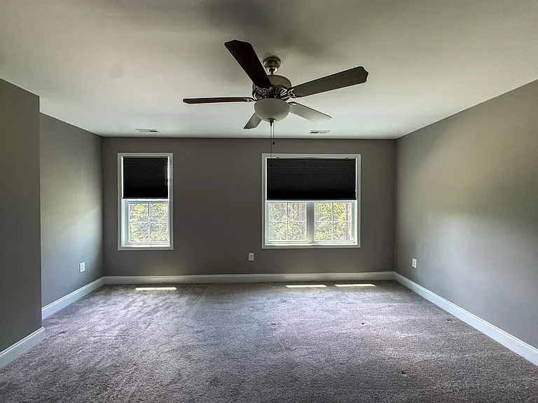 7550 Hillside Ave — Photo 18