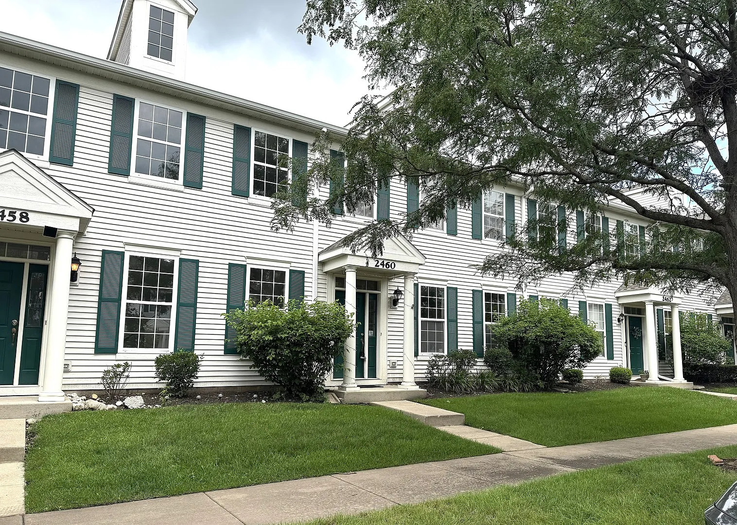 2 bed, 2.5 bath, 1532 sqft, $2,400 — Photo 1