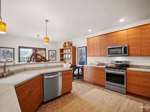 4th image of 724 Emanuel Ln