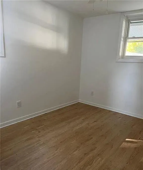 108 E Old Post Rd — Photo 3