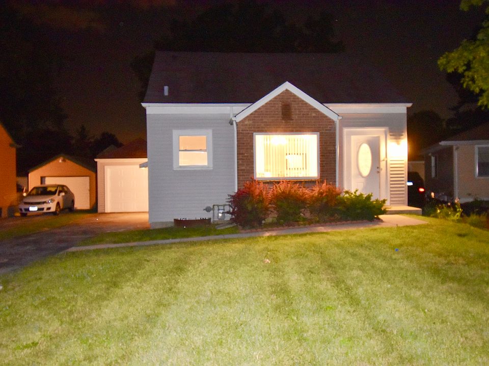 1st image of 909 Fairfield Ct