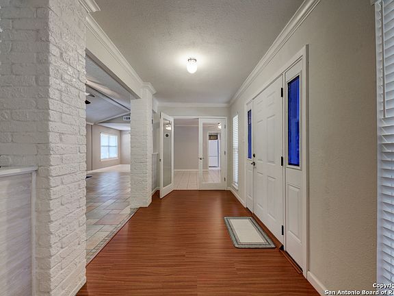 5th image of 110 BARCELONA DR