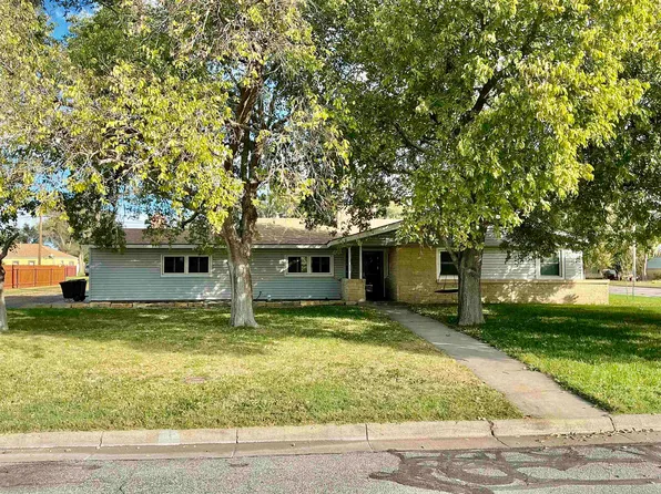 722 E 5th St, La Crosse, KS 67548