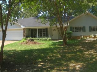 1207 Rockingham Dr, Clinton, MS 39056