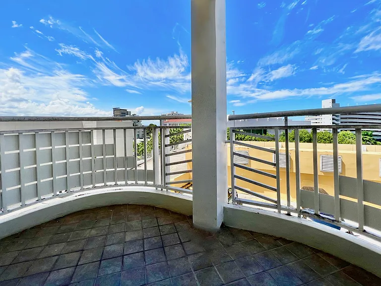 310 Avenida De Diego — Photo 40