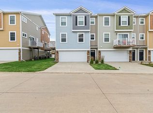 4820 NE McDougal Ln, Ankeny, IA 50021